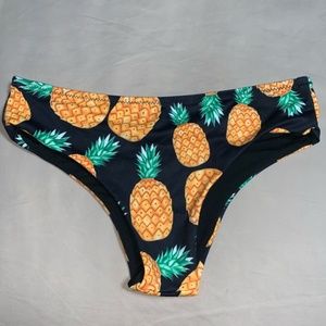BOUTIQUE BOUGHT pineapple bikini bottoms